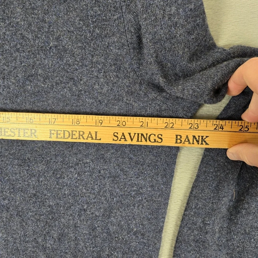 Bloomingdales Sweater Mens Large 100% Cashmere Crew Navy Leather Elbow Patches‎